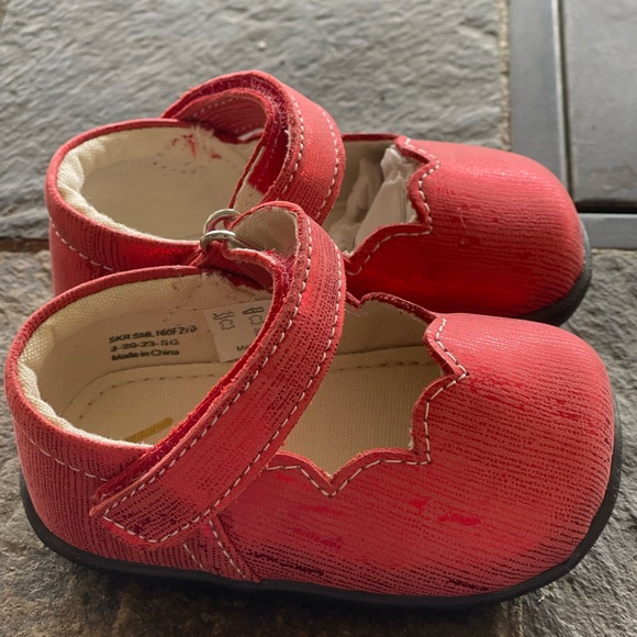 Toddler size 3 Mary Jane Shoes - Picture 5 of 5